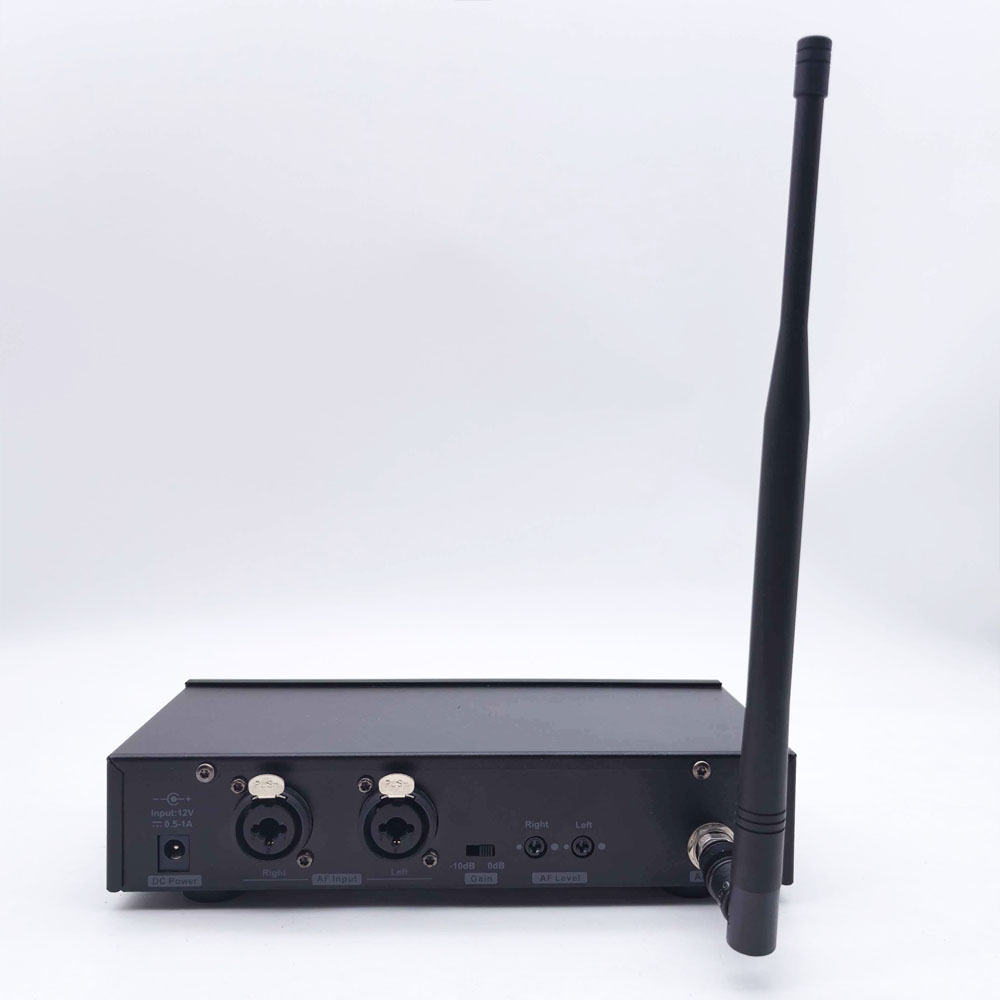 Monitoringsysteem voor podiumo - In Ear Monitors For Singers recensie en prijs